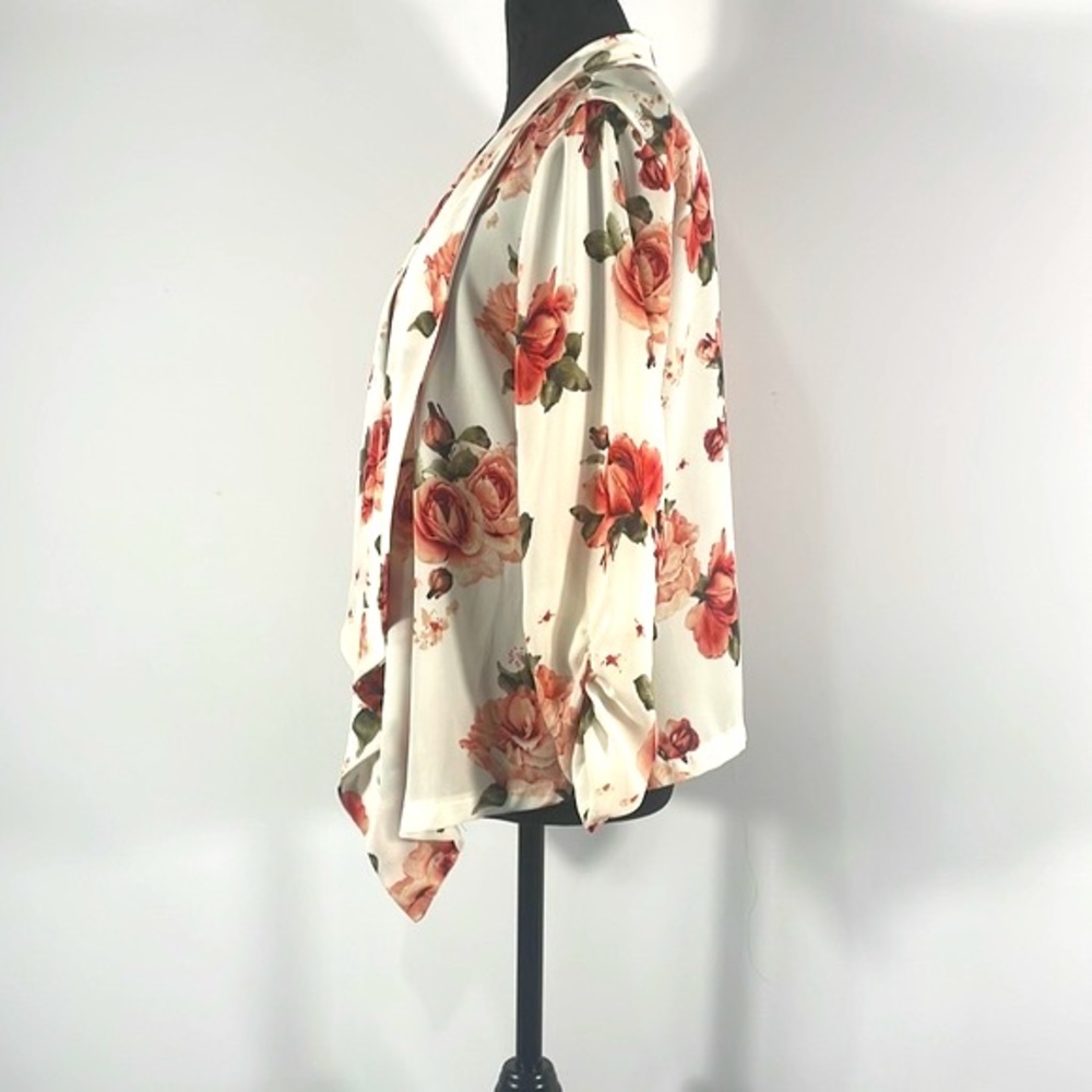 Windsor Flower open Blazer, size Medium, white, multi colored, - Picture 3 of 7